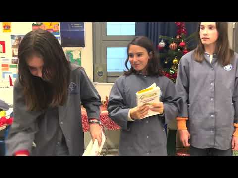 image : Lecture de poésie par les éléves de 6eme du collège Ste Elisbeth