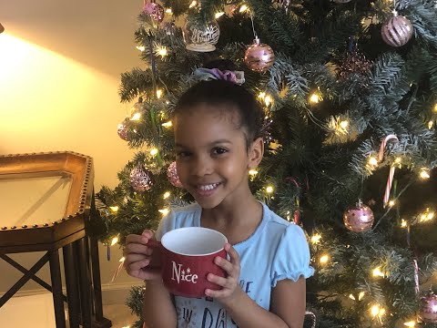 Making Hot Chocolate My Way! | Vlogmas Day 12