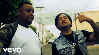 Dezzy Hollow - Level Up (feat. Akapellah)