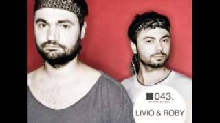 Livio & Roby - Tuxedo Band (fumakilla).wmv