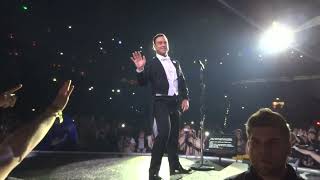 Robbie Williams - Shine My Shoes - Prague 2014