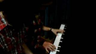 Emily Osment,Aaron Rothe Impromptu Piano Duet