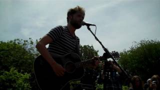 Passenger - When The Lights Hang Low - Busking in Brighton&#39;s Pavilion Gardens 29/06/13