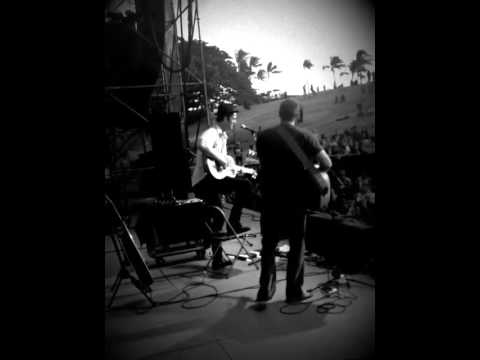 Jack Johnson and G.love play Rainbow/Rudie @glove