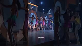 Beyoncé performing “Crazy In Love”