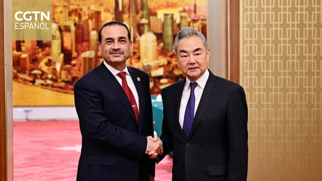 Canciller chino asegura que la amistad entre China y Pakistán es sólida como una roca