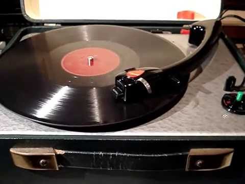 The Original Teddies - Put your arms around me honey 1944