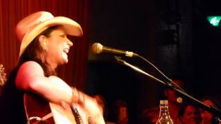 Terri Clark - Girls Lie Too