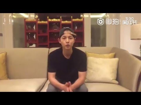 160522 Song Joongki greets fans after Fanmeeting in Wuhan, China