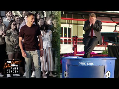 チチャリート・ダンクタンク・ターゲット・プラクティスw/アッシャー＆アリソン・ピル (Chicharito Dunk Tank Target Practice w/ Usher & Alison Pill)