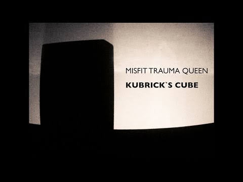 Kubrick´s Cube | Misfit Trauma Queen