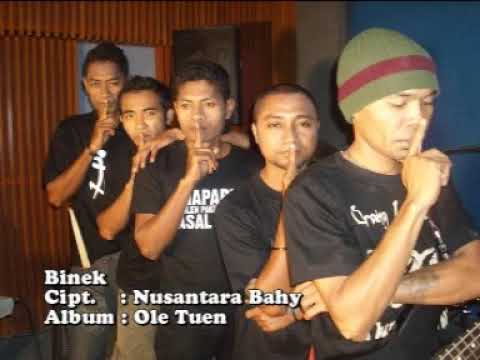 BINEK   FAJAR BAND