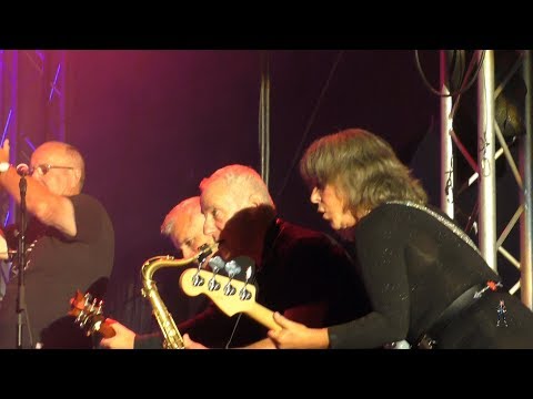 Suzi Quatro - Keep A Knockin' - Live