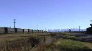 preview picture of video 'Coal train approaching Kirwee'