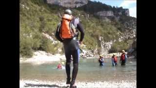 preview picture of video 'Aqua trekking :: Gorges du Verdon :: Planète Rivière'
