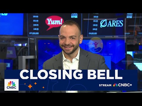 Beyond time for Apple to go in new direction with AI leadership: Big Technology's Alex Kantrowitz