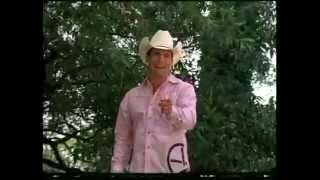 Bobby Pulido - "Quiero Que Me Desnudes Con La Boca"