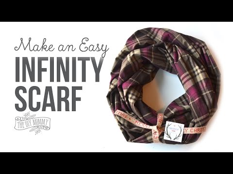 How to Make An Infinity Scarf // DIY Gift Idea