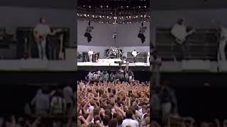 Queen LIVE AID 1985 - We Are The Champions (Freddie Mercury)