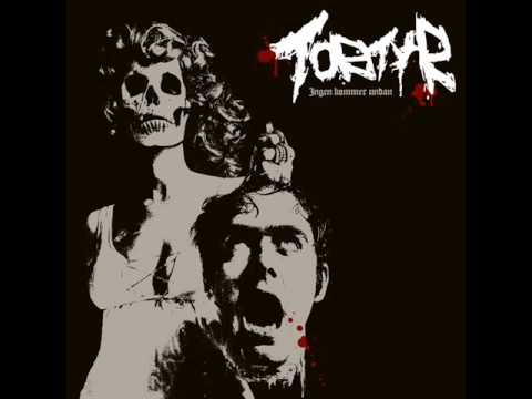 Tortyr-Bland De Levande Doda