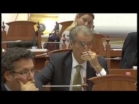 Tenderat familjare. Valentina Leskaj i përgjigjet akuzave të PD-së