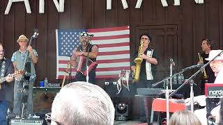 The Mavericks &amp; Sweet Lizzy Project &quot;La Mucara&quot;