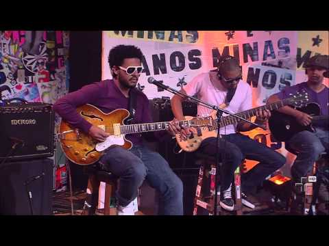 Corpo lúcido / Ainda resta uma bagagem, por Salgadinho