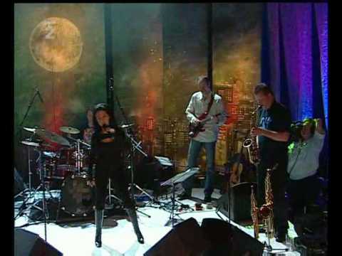 Lucie Bílá - Stůj (živě)