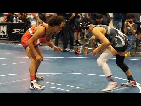 Alex Martinez of Trinidad WC [R] v. Julain Salazar of Unattached [G] (120)