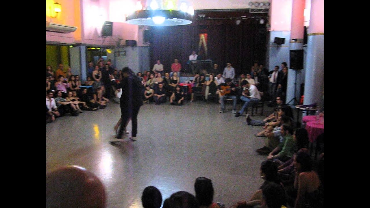 JULIO BALMACEDA y CORINA DE LA ROSA. Tango. Guitarras: OMAR BLANCO y SEBASTIAN COLAVECCHIA