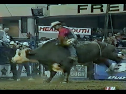 Ednei Caminhas vs Dillinger - 02 PBR Louisville (88.5 pts)