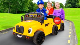 Alex Teaches Helping Others – School Bus Journey & Good Deeds