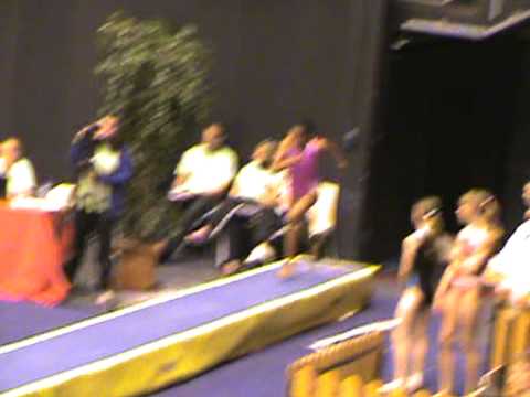 Emilie Wambote Tumbling Championnat de France Juin 2011 Résultat: 1 ère