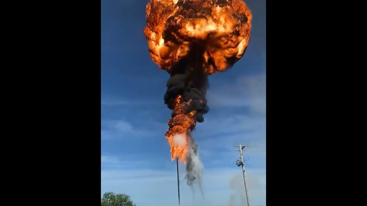 Fireballs in a gas flare | Liquid carryover phenomenon | Flare system | Flare Knockout Drum #API537