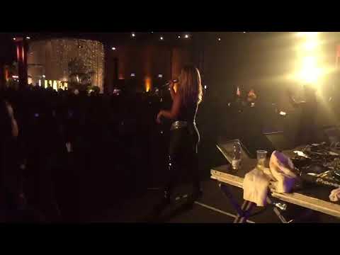 Valesca Popozuda - Intro + Agora eu to Solteira | Expor Barra Funda