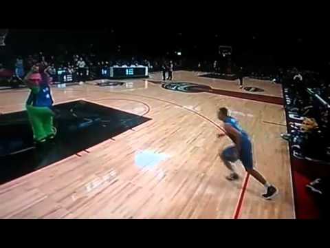 Zach Lavine vs Aaron Gordon is the epic 2016 NBA Slam Dunk Finals