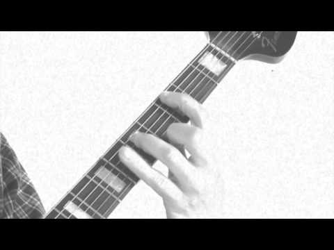 Blues Shuffle in G @ 115bpm, crunchy guitar.