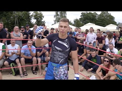 BLACK SUPERMAN vs Student !! Strelka Poland