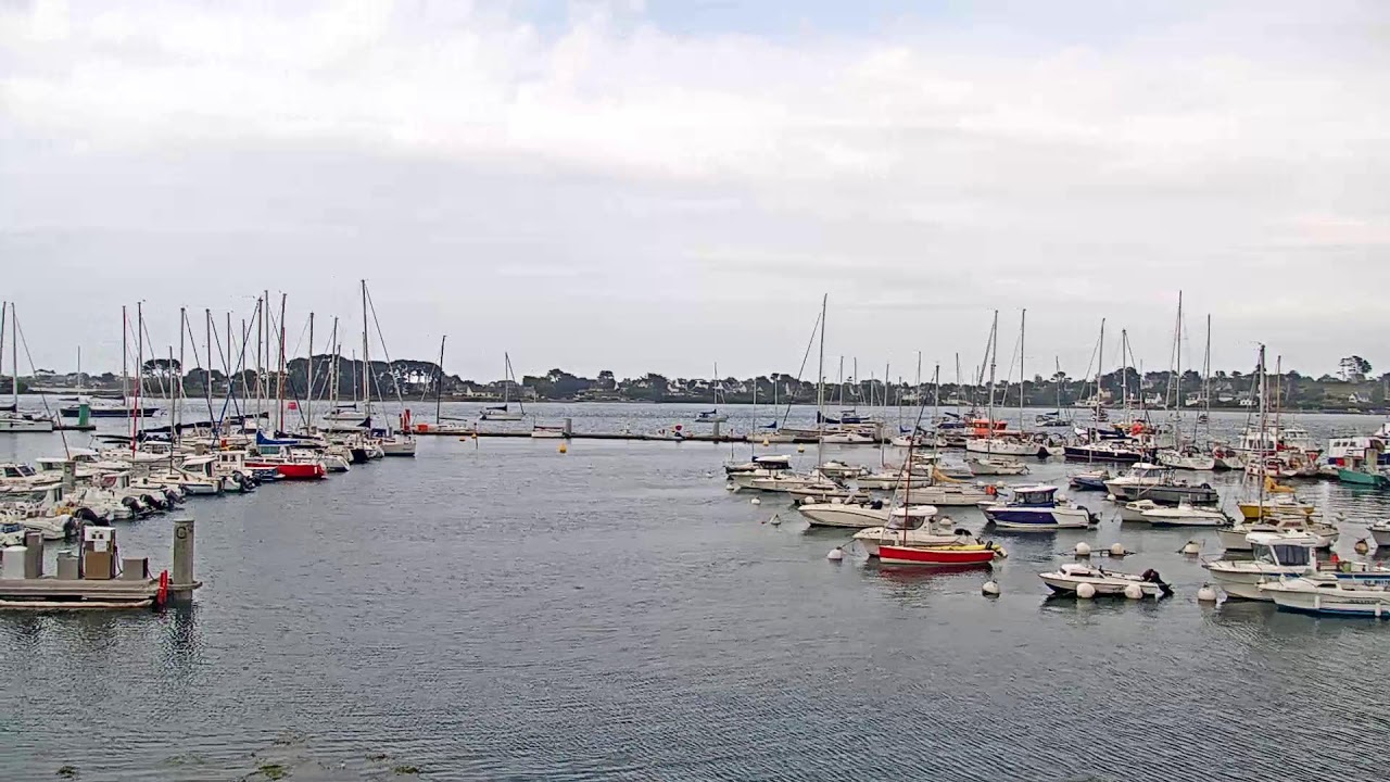 Live webcam view of Port de l'Aber Wrac'h Harbor Live