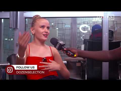 Makihiyo, mzungu mwimbaji anayezungumza Kisambaa na Kiswahili