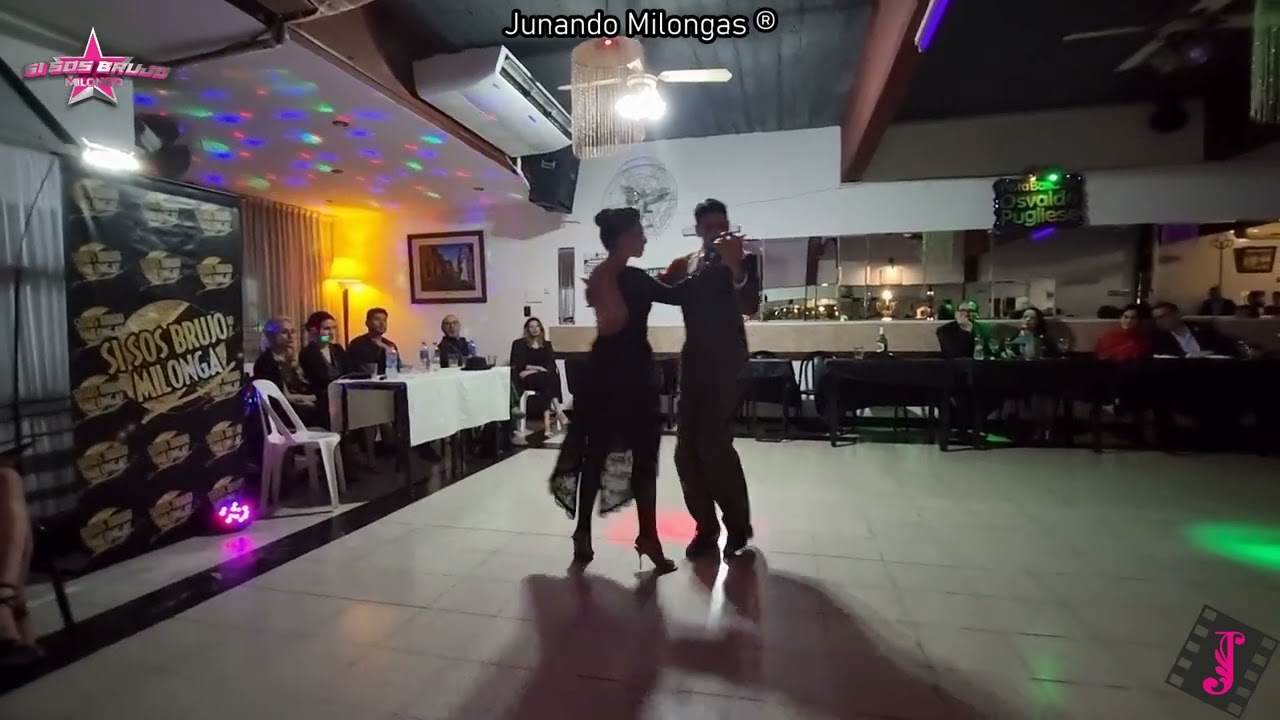 YOHANA ARANDA & FRANCO ANDRADA