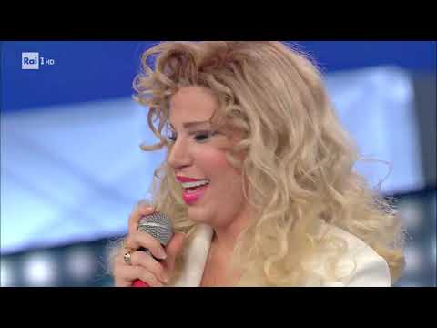 Roberta Bonanno è Ivana Spagna: "Gente come noi" - Tale e Quale Show 16/11/2018