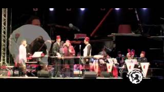 Un giorno nel Sultanato - Sultanato dello Swing feat. Stefano Bollani