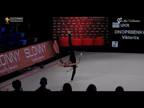 Viktoriia Onopriienko Clubs Qual 33,400 - Grand-Prix "Miss Valentine 2024"