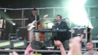 The Dragster Wave - Ghinzu @ Papillons de Nuit 09