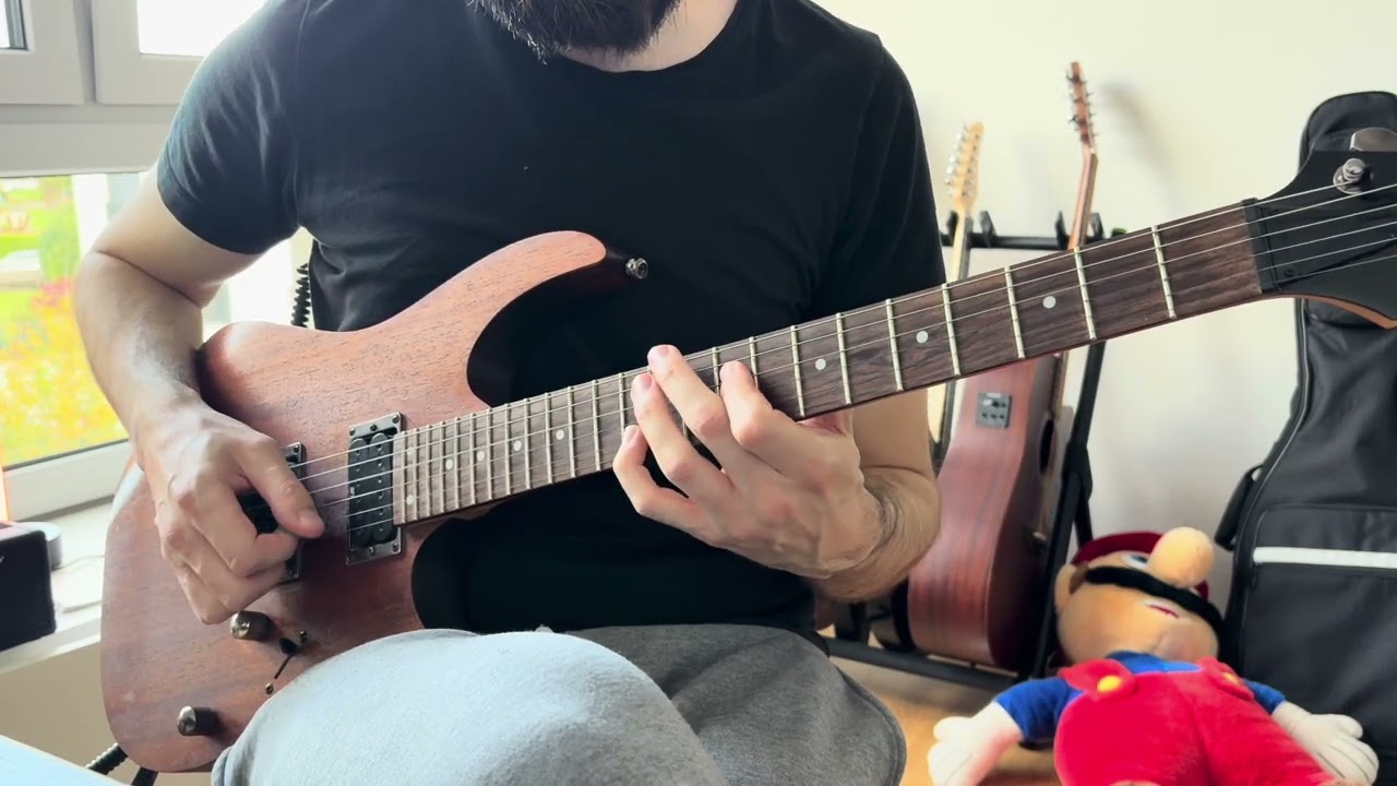 Roberto Barlocci playing JVKE's Golden Hour as a fingerstyle instrumental on acoustic guitar