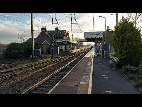37401 & 37402 thrash through Diss Station 7/1/21
