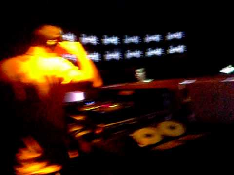 Flutuance@Roxy warm up xxxperience 09 parte 2