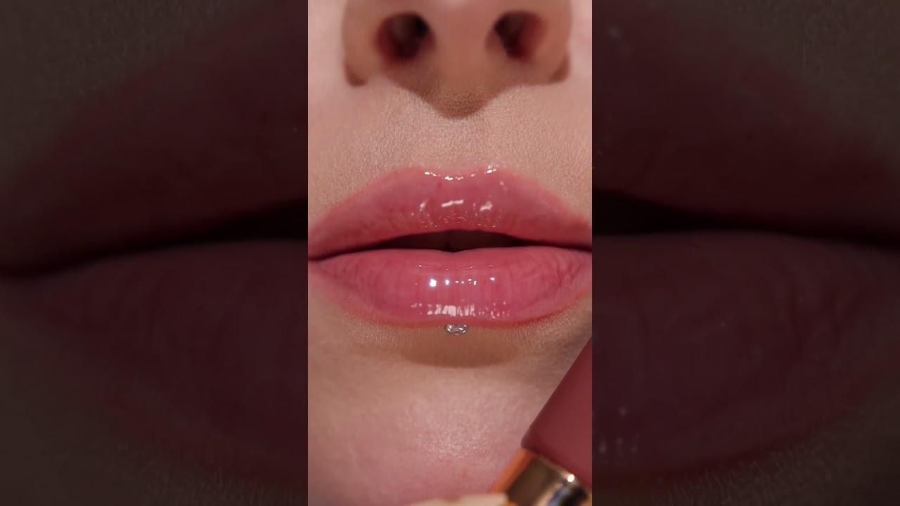 Makeup Revolution - Juicy Peptide Lip Balm