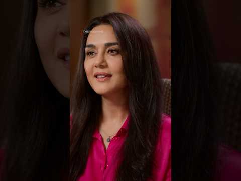 SRK, Priyanka Chopra, Ranbir Kapoor & More PRAISE Hrithik Roshan 🔥 #TheRoshans